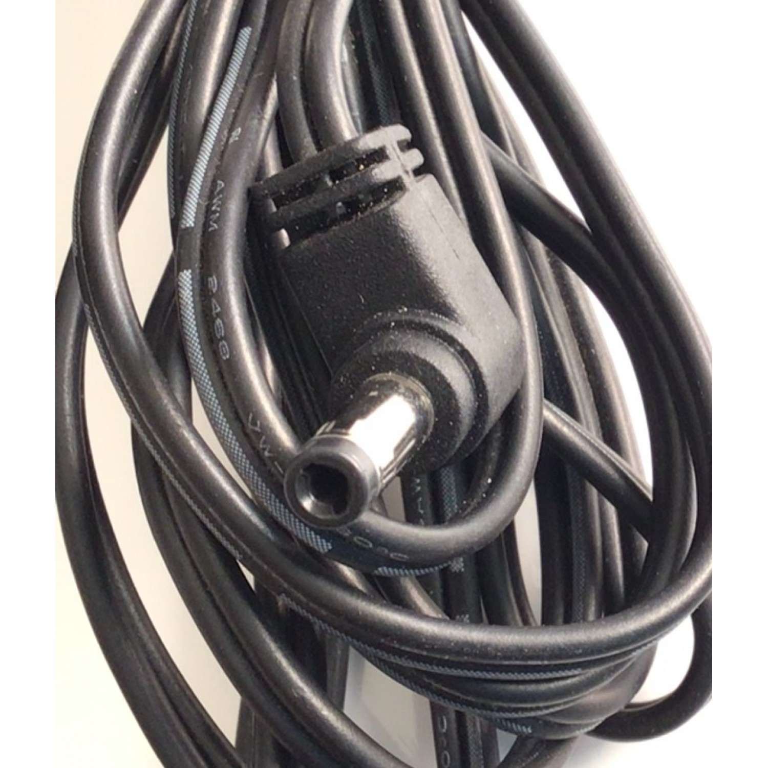 CARGADOR / ADAPTADOR DE FUENTE DE ALIMENTACION SWITCHING / VCA-VCD / NUMERO DE PARTE 26-360040-4UL-100 / ENTRADA VCA 100-120V~ 60HZ 150MA / SALIDA VCD 6.0V 400MA / MODELO S005IU0600040  - Imagen 2